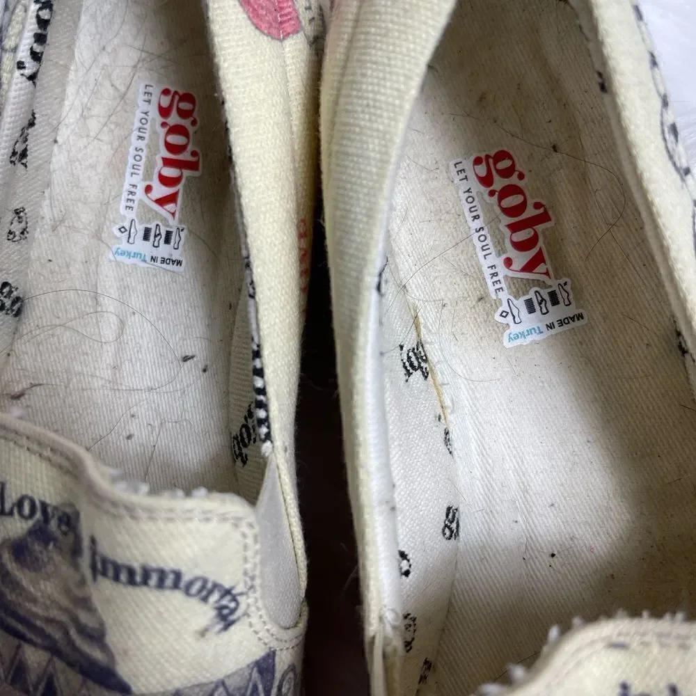 Goby beige canvas skulls print espadrilles slip on loafers Size EUR 37